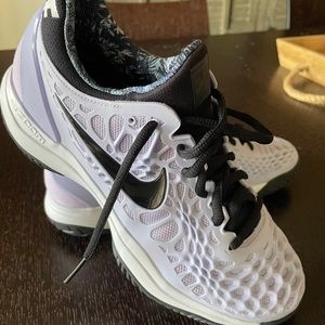 Nike Women's Air Zoom Cage 3-Purple Agate-size 9